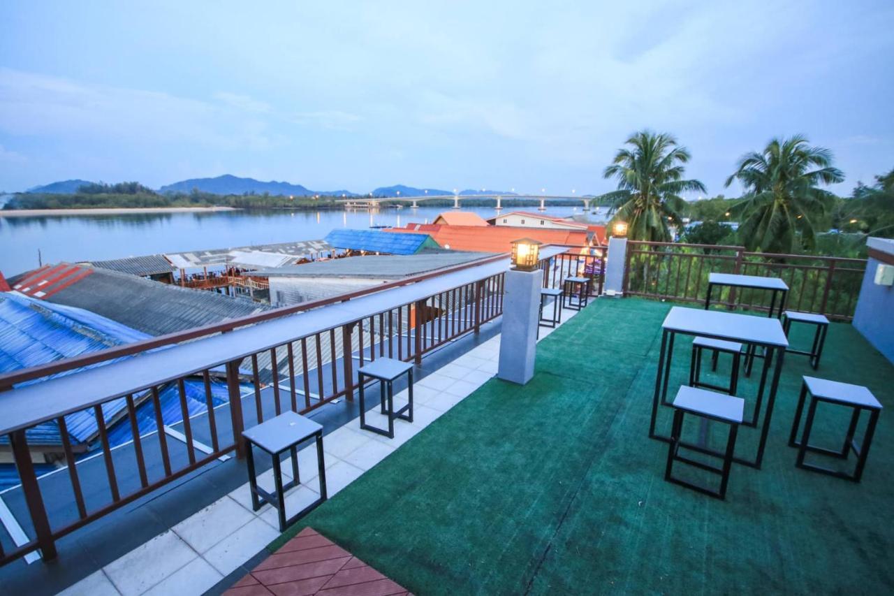 Lanta Chaolay Hostel Ko Lanta Exterior foto